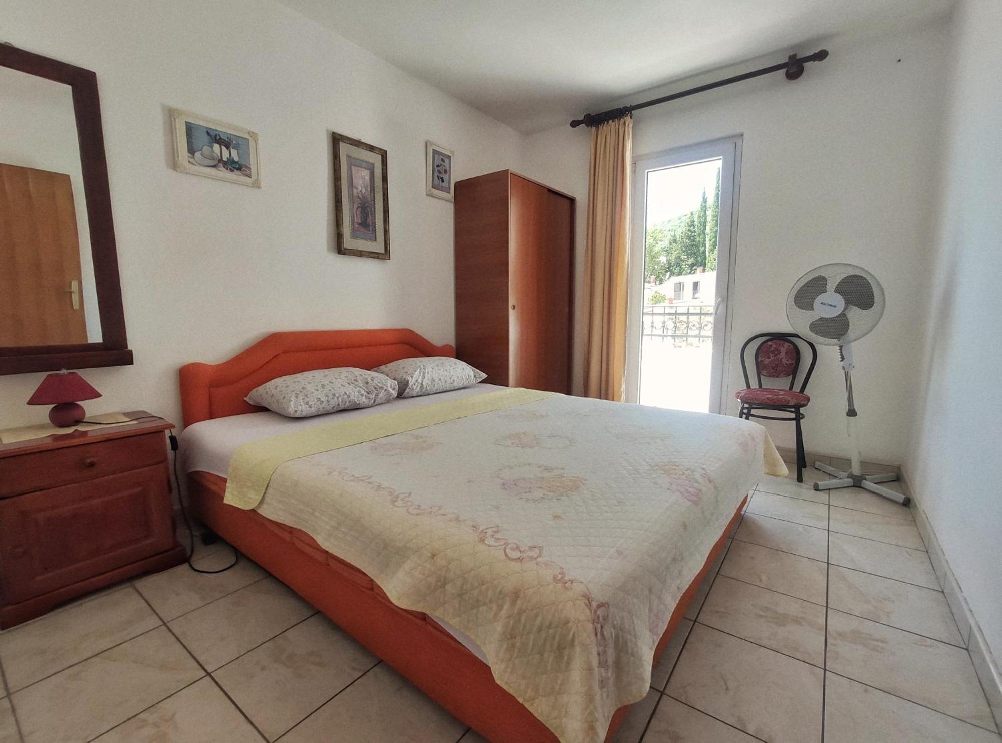 Apartments Gvozdenovic Petrovac Bilik gambar